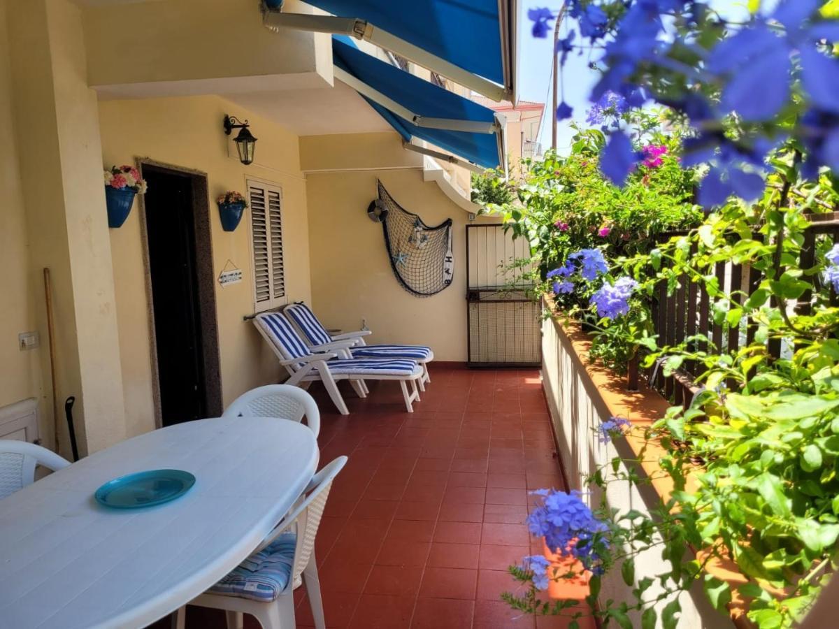 My Little House: Seaside Apartment with Patio and Parking Tropea Exterior photo